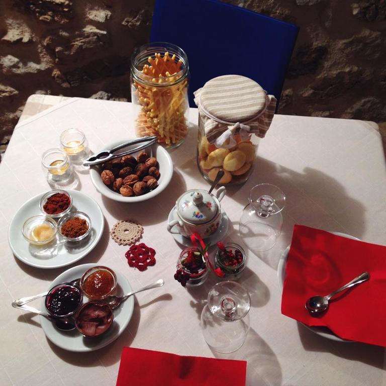 Le Pagliare Del Gran Sasso Bed & Breakfast อัสแซร์จิ ภายนอก รูปภาพ